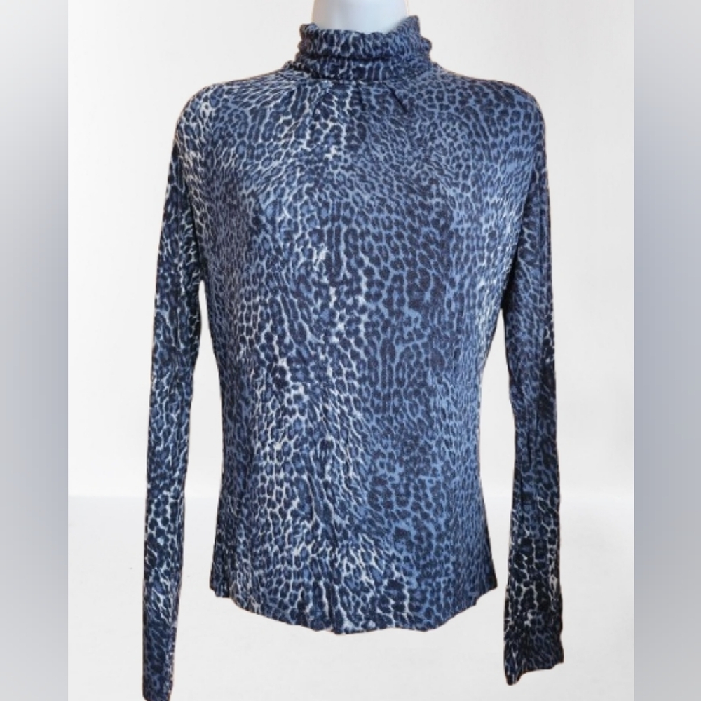Leopard Print Top Size 44 ( US Size 4 )